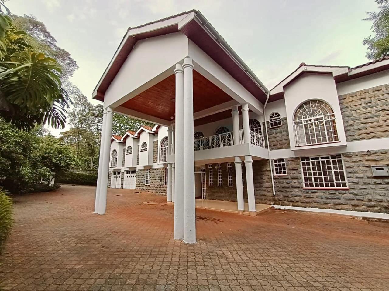 6 Bedroom Villa-Karen Nairobi Eksteriør bilde